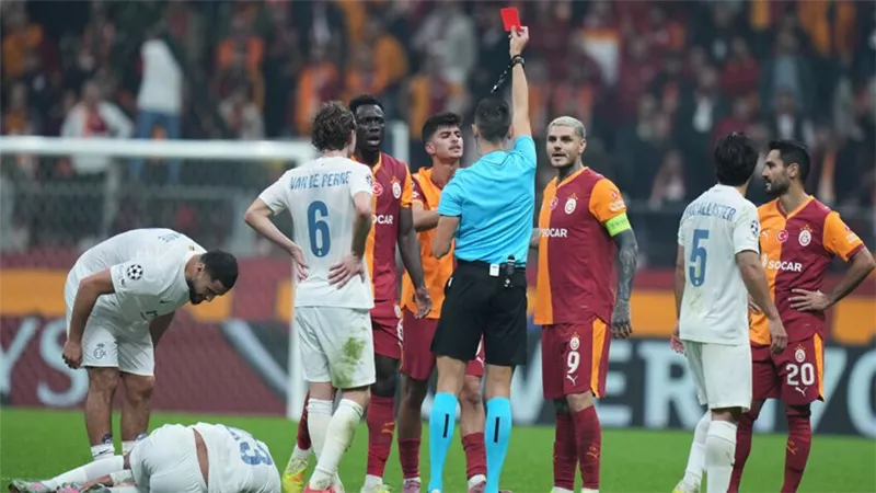غلطة سراي يتلقى هزيمة مفاجئة على أرضه في دوري أبطال أوروبا