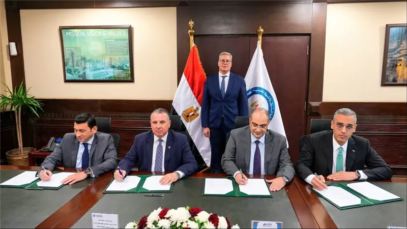   تحالف مصرفي يضم QNB مصر وCIB وبنك القاهرة لتمويل مشترك بقيمة 140 مليون دولار أمريكي لشركة العلمين لمنتجات السيليكون 