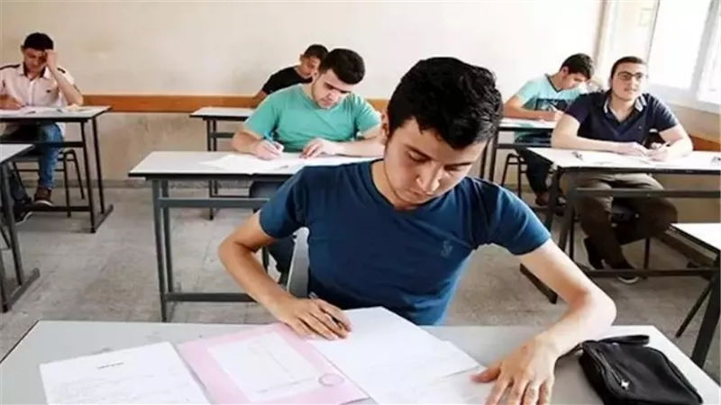 حالات طارئة بلجان الثانوية العامة بالشرقية.. وفاة طالبة وإصابة اثنتين أثناء امتحان العربي