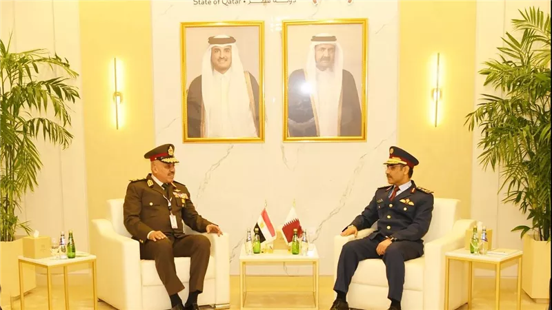 الفريق أحمد خليفة رئيس أركان حرب القوات المسلحة يعود إلى أرض الوطن عقب مشاركته فى فعاليات معرض ومؤتمر الدوحة للدفاع البحرى 