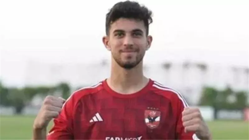 الأهلي يُعير أحمد عابدين لسيراميكا كليوباترا.. ويحسم موقف 