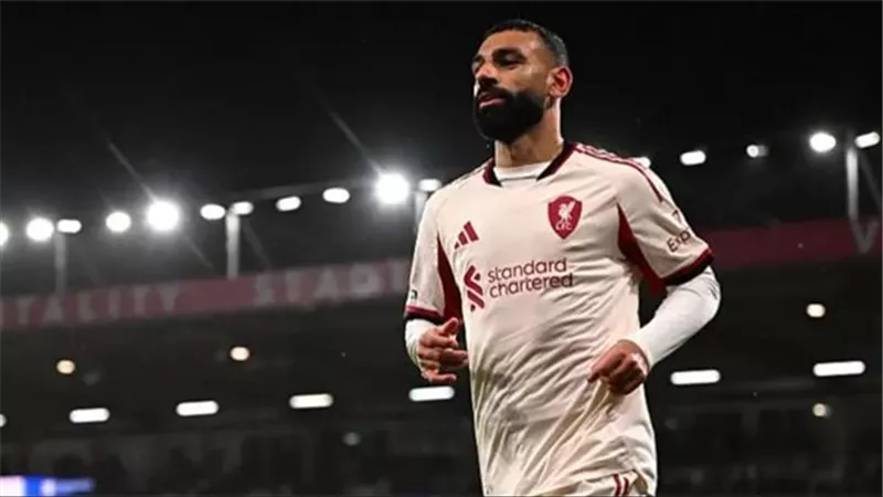 رقم غير مسبوق يضع محمد صلاح على أعتاب التاريخ أمام نيوكاسل