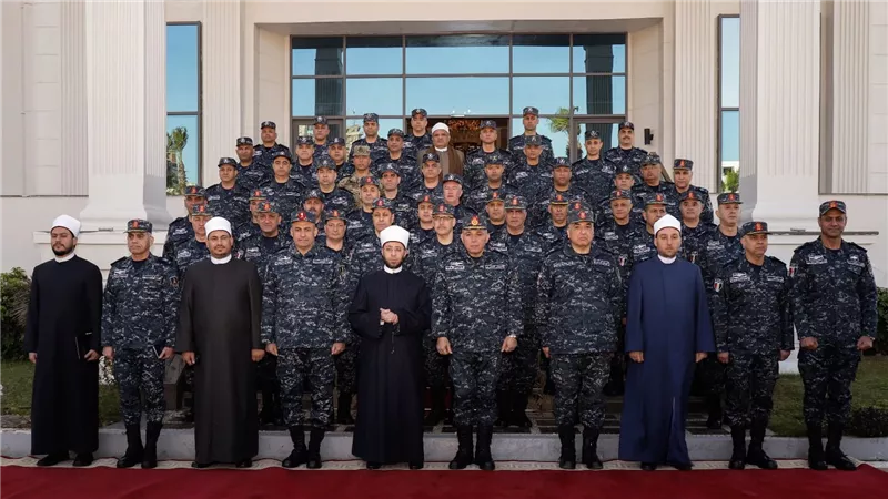 بحضور وزير الأوقاف .. القوات البحرية تنظم ندوة دينية بالتزامن مع شهر رمضان المبارك