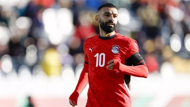 اتحاد الكرة المصري يحسم الجدل.. أول تعليق على استبعاد محمد صلاح