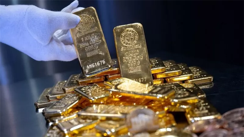 الذهب يلامس مستويات قياسية في مصر بدعم من قفزات البورصة العالمية واستقرار الدولار  