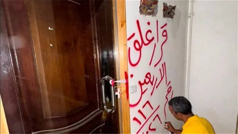 إغلاق 3 منشآت طبية غير مرخصة بالقليوبية والسويس وضبط 3 منتحلات لصفة طبيب