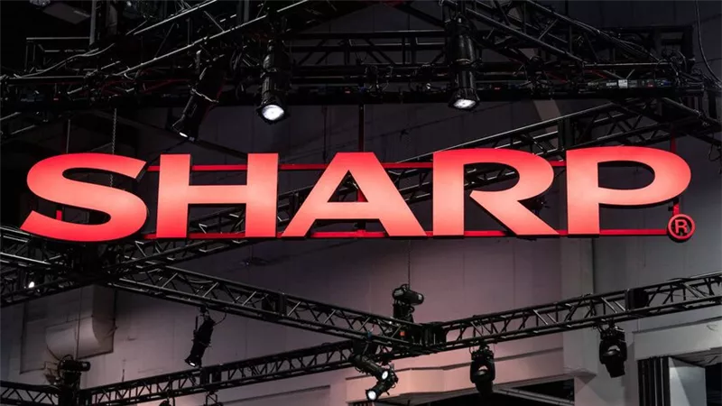 Sharp تعود للمنافسة مع هاتف بمواصفات ممتازة