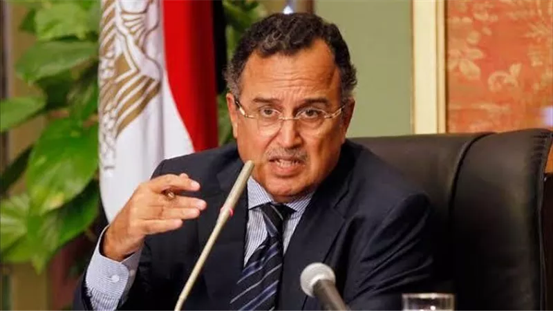 نبيل فهمى يبحث مع عبدالله العليمى تطورات الأوضاع فى اليمن وتصعيد الحوثيين