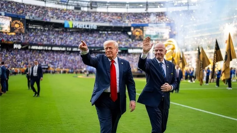 تصحيح ظلم جسيم.. ترامب يشكر فيفا على إلغاء طرد لاعب أمريكي
