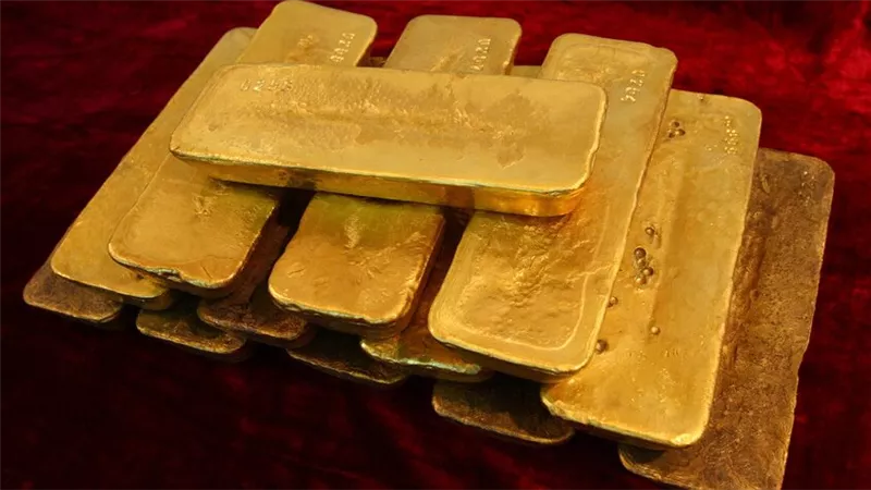 استقرار نسبي في سعر الذهب اليوم الأحد وعيار 21 يسجل 6320 جنيهًا  
