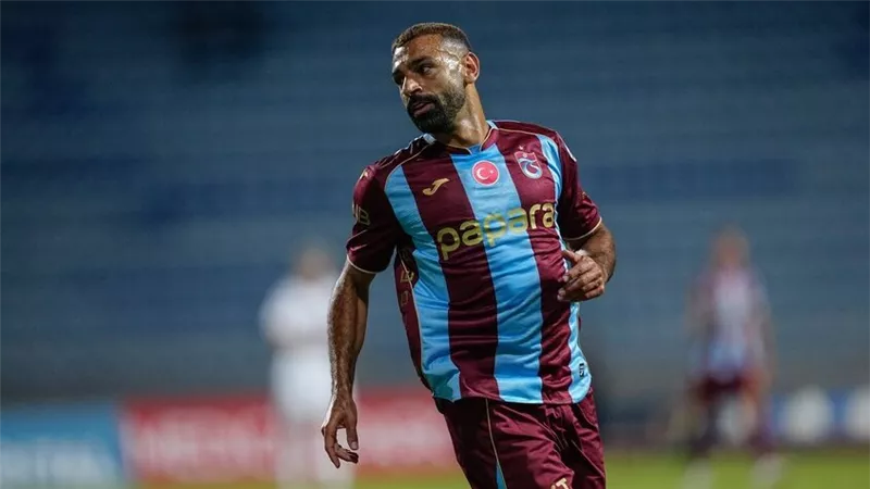 400 ألف يورو و550 مليون ليرة.. طرابزون يجني ثمار صفقة محمد صلاح