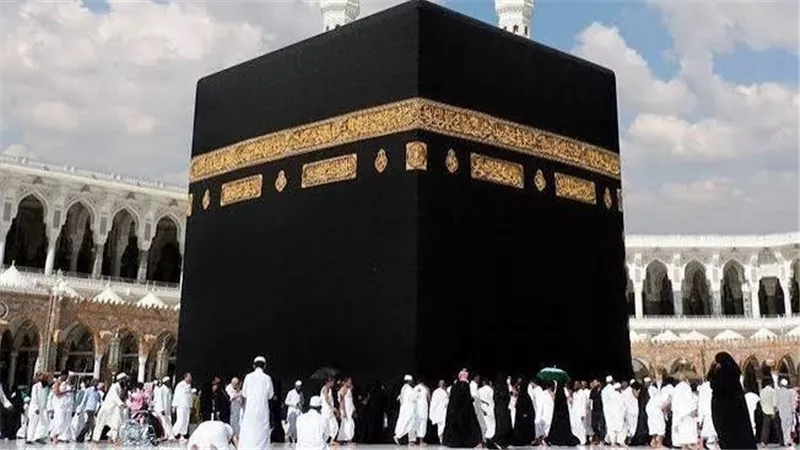 شركات السياحة تبدأ تلقي طلبات الحج السياحي لموسم 1448هـ وسط تسهيلات مكثفة