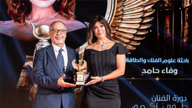 على الحجار وخالد سرحان ووفاء حامد وحمزة العيلي.. نجوم ومبدعون يتوجون بتكريمات همسة
