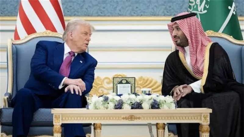 ترامب يرفض طلب محمد بن سلمان لضرب الحوثيين.. ماذا تخطط السعودية بعد تصعيد الهجمات؟