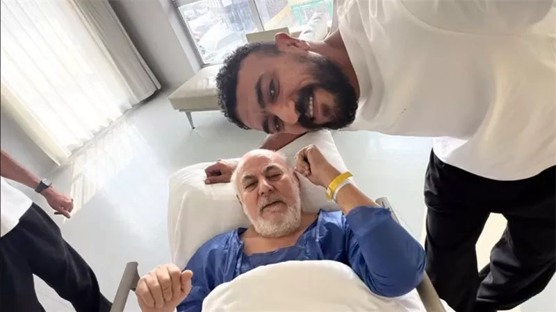 الغالي وحش الوحوش.. والد أحمد العوضي يتعرض لوعكة صحية