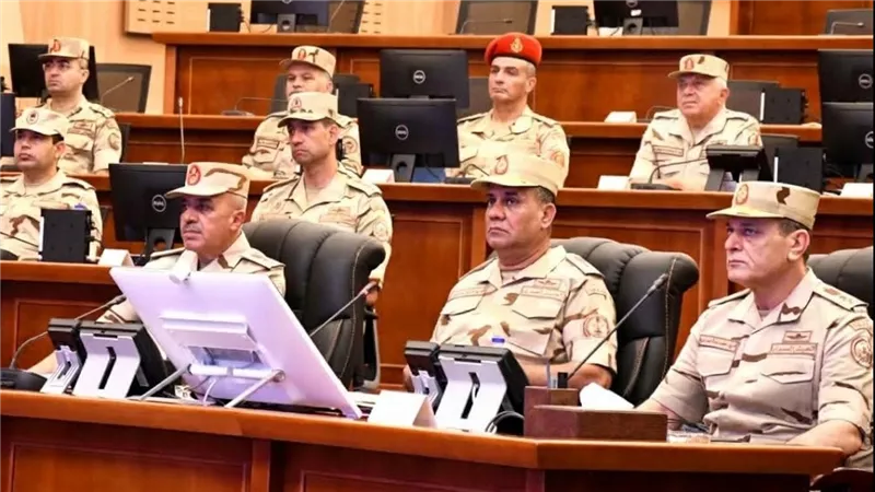 “ وزير الدفاع” يشهد تنفيذ المرحلة الرئيسية لمشروع مراكز القيادة الإستراتيجى التعبوى التخصصى لإدارة الحرب الكيميائية عبر تقنية 