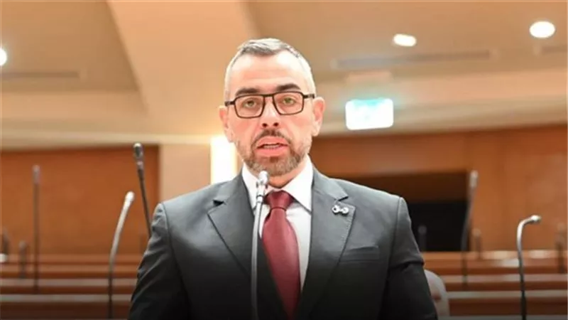 النائب محمد فؤاد يطالب بمكاشفة حكومية بشأن آجال الديون وكلفة الاقتراض
