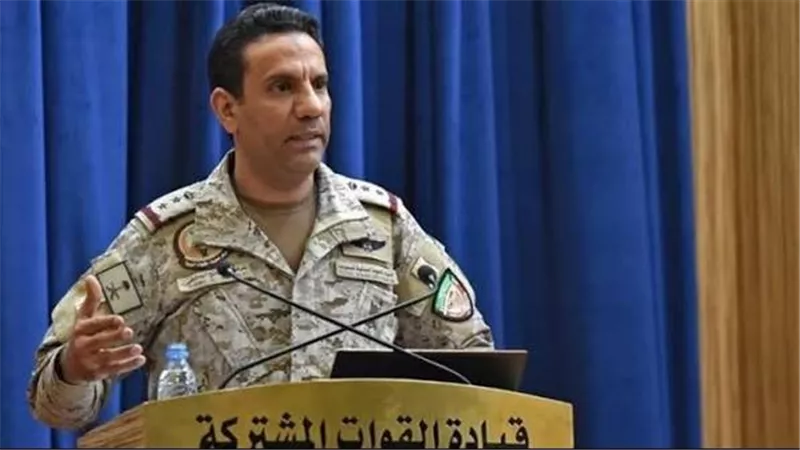 المتحدث باسم التحالف يعلن اندلاع حريق بمطار الملك خالد بالرياض إثر استهداف الصالة رقم 4