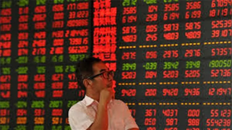 إيرادات الصين المالية تتراجع بفعل إنخفاض أسعار المنتجين