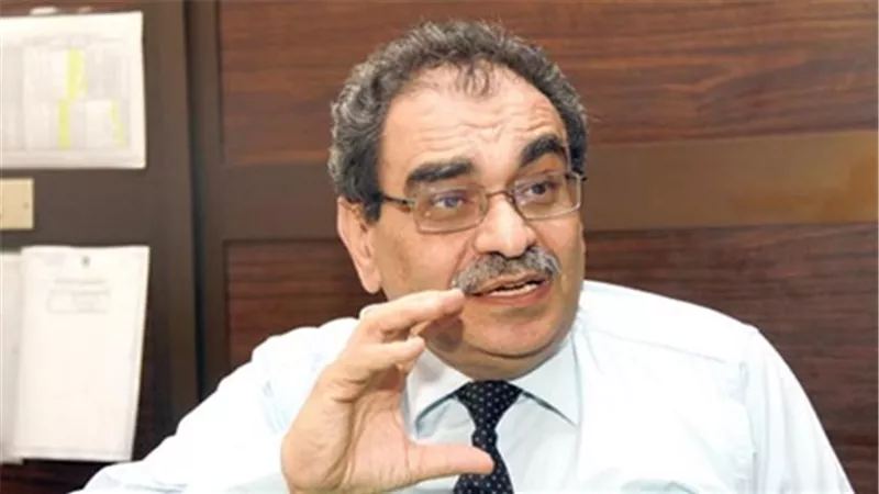 رئيس هيئة الطاقة المتجددة: نسعى لإنارة المناطق الجديدة بالطاقة الشمسية.. انتهاء مقايسات أراضي 55 مستثمرًا لبناء محطات شمسية بأسوان.. قروض من 